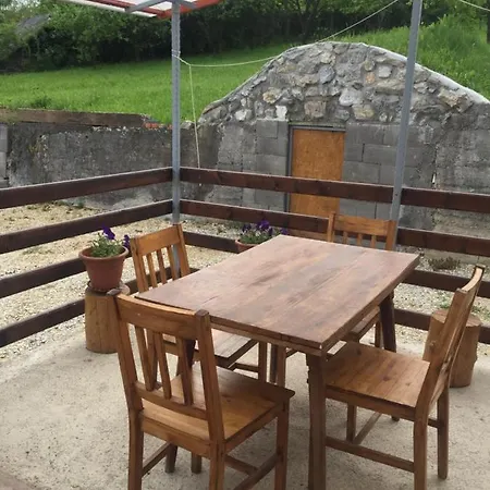 Nyugalmas Vendeghaz Appartement