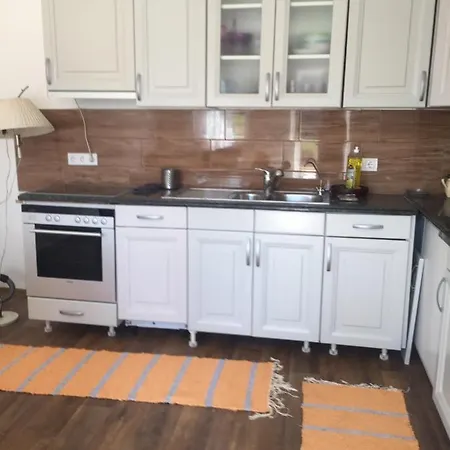 Apartment Nyugalmas Vendeghaz Lenarddaroc